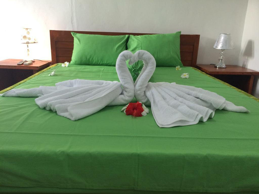 Linggy Homestay レンボンガン島 エクステリア 写真